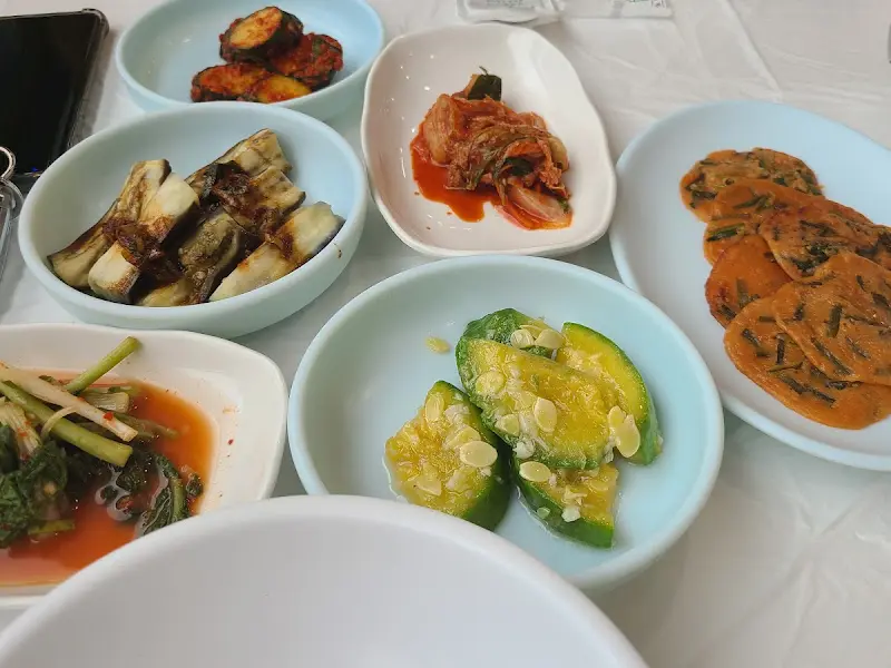 다채로운 밑반찬