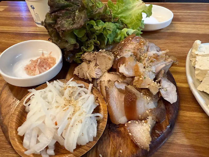 촉촉하고 부드러운 수육