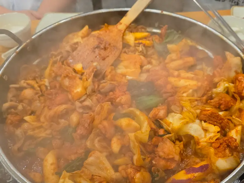 닭갈비 익어가는 모습