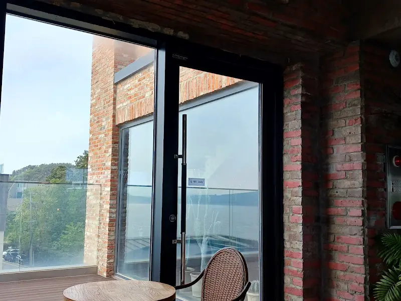 야외 테라스 좌석