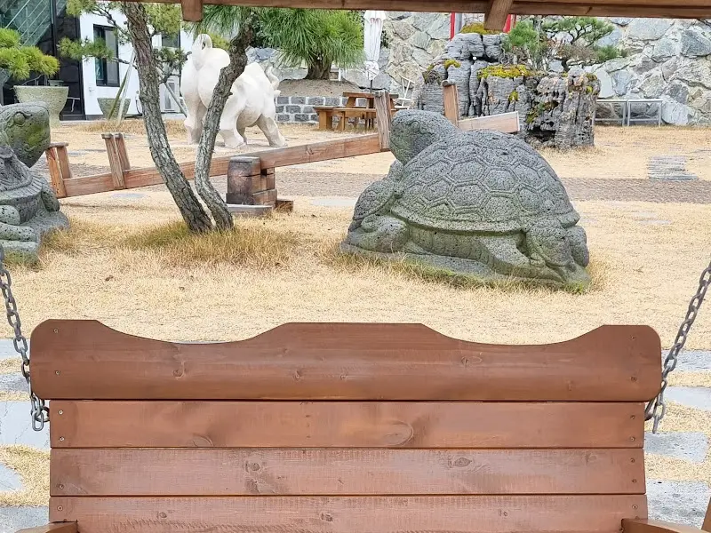 카페 정원의 풍경