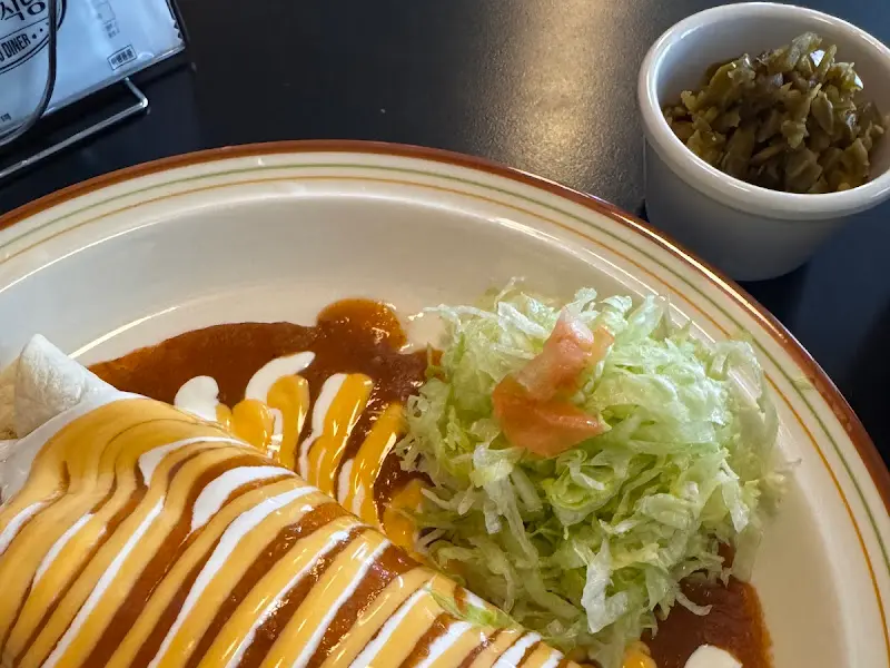 양배추 샐러드와 함께 먹으면 더욱 맛있는 치미창가