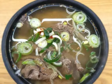 60년 전통의 맛, 나주 현지인이 추천하는 곰탕 맛집 ‘노안집’에서 과학적 미식 탐험