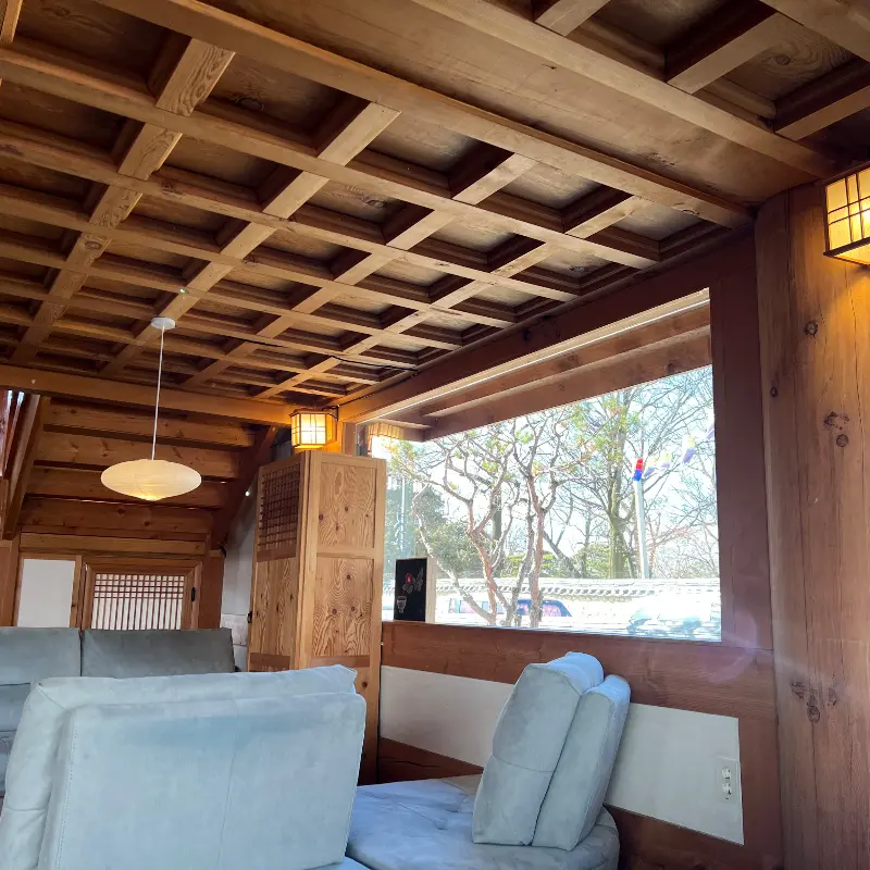 몽춘원의 2층 좌식 공간