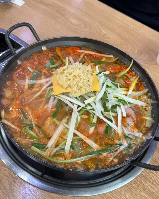 부대찌개 비주얼
