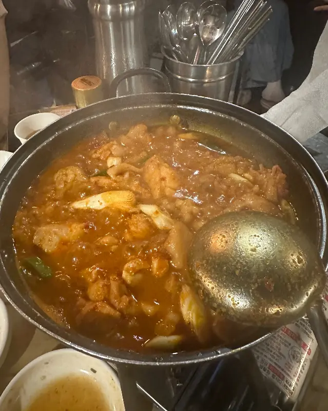 푸짐한 닭도리탕의 모습