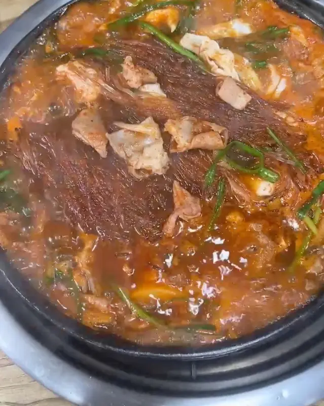 솔밭식당 곱창전골