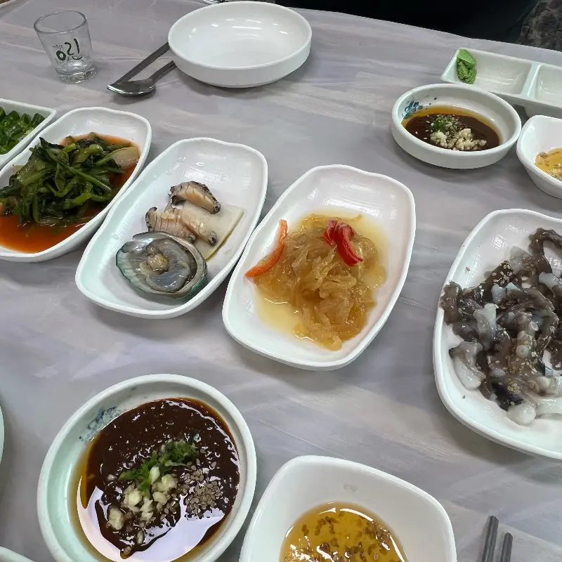 다양한 해산물 스끼다시