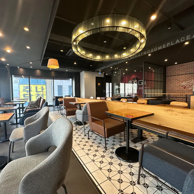 투썸 원주터미널점 내부