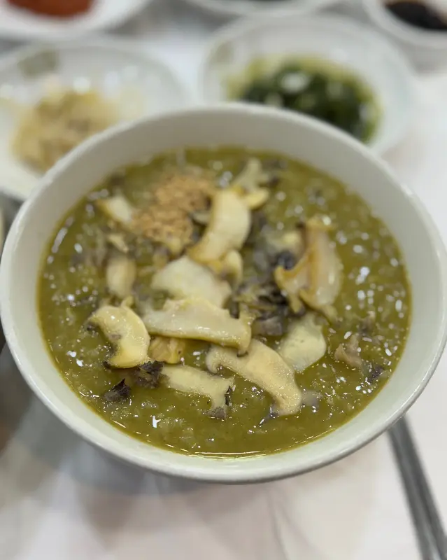 전복이 듬뿍 들어간 전복죽