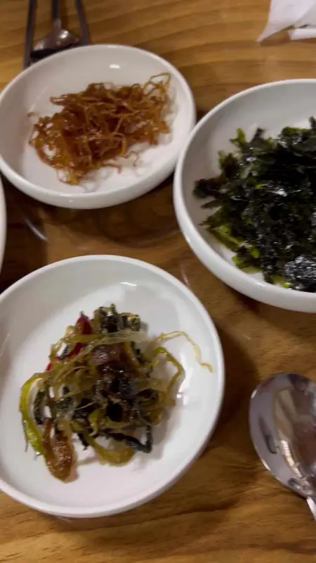 다양한 나물 반찬