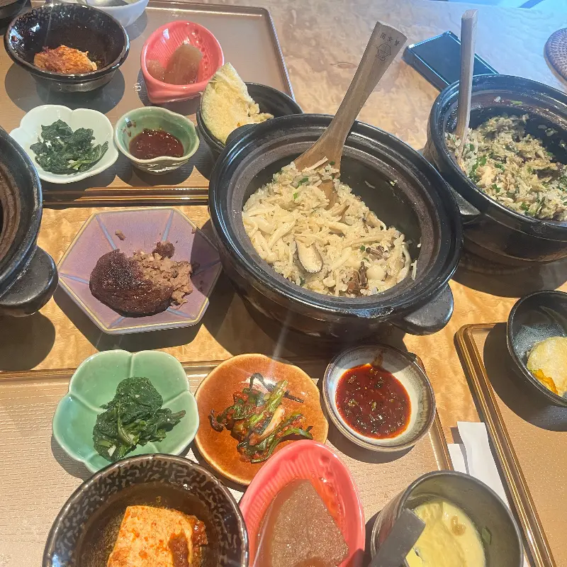 깔끔한 한상차림