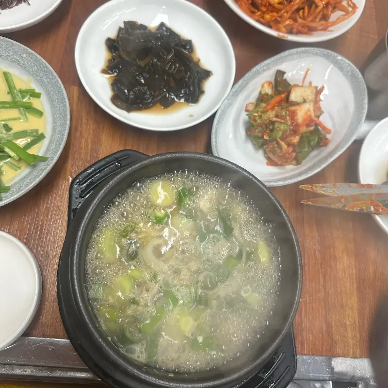 다양한 종류의 밑반찬