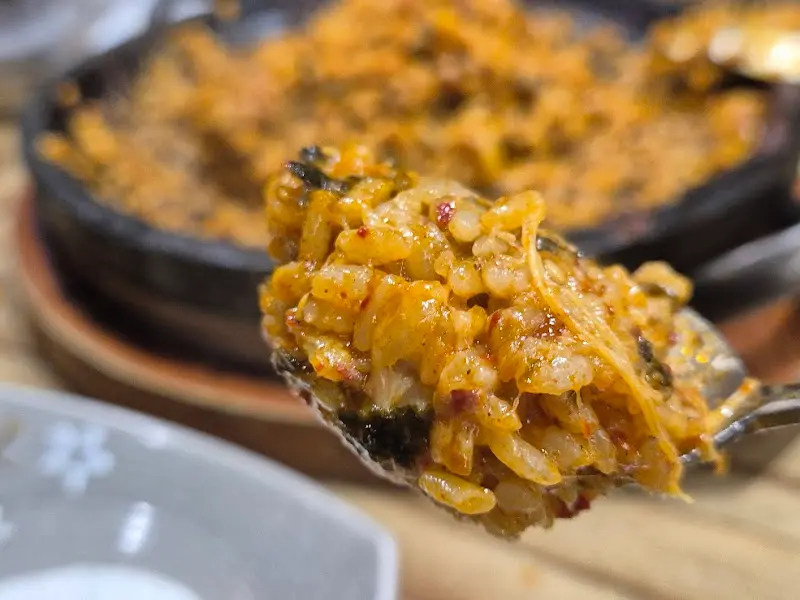 볶음밥 한 숟갈