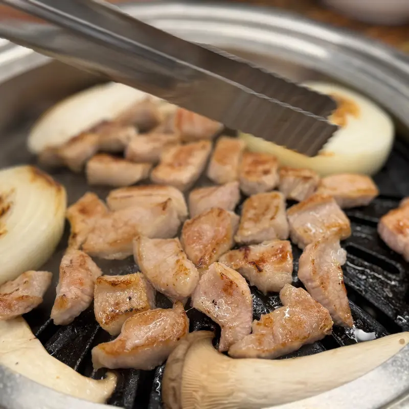 육회 한 상 차림