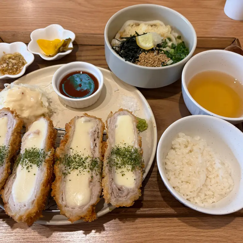 환상적인 비주얼의 치즈카츠