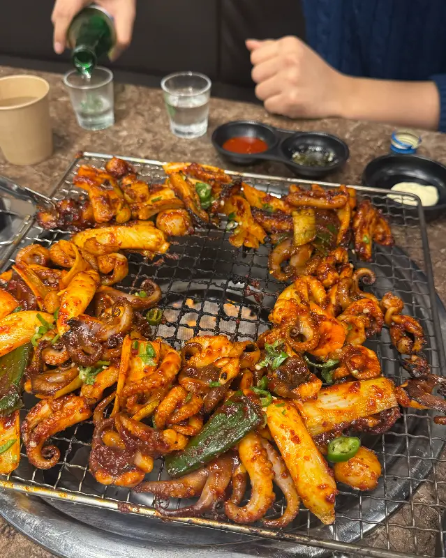 숯불 쭈꾸미와 술