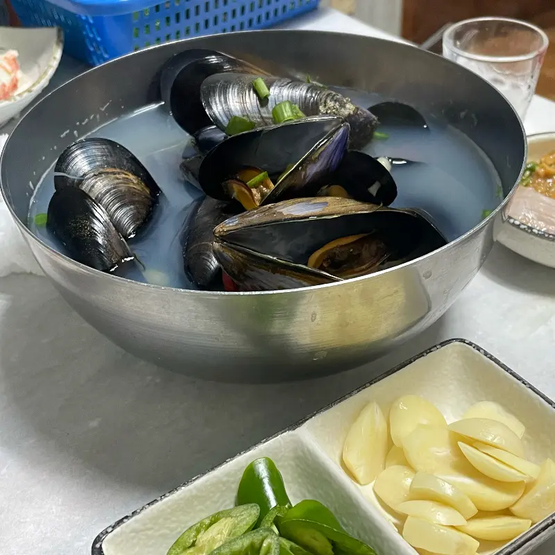 푸짐한 홍합탕