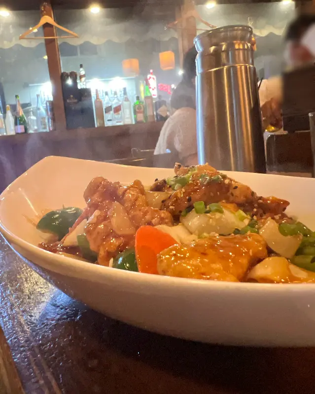 이자카야 풍의 내부 인테리어