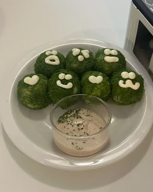 귀여운 감태 주먹밥