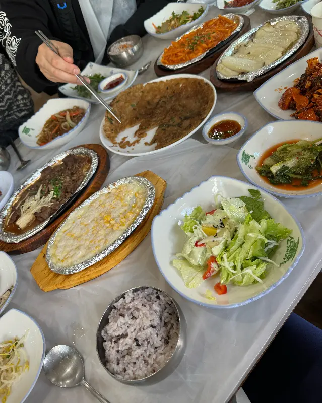 다채로운 메뉴 구성