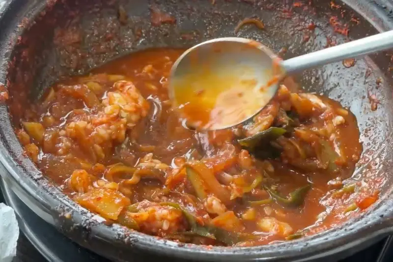 매콤달콤한 양념이 밥을 부르는 갈치조림