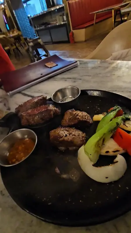 직접 구워먹는 스테이크