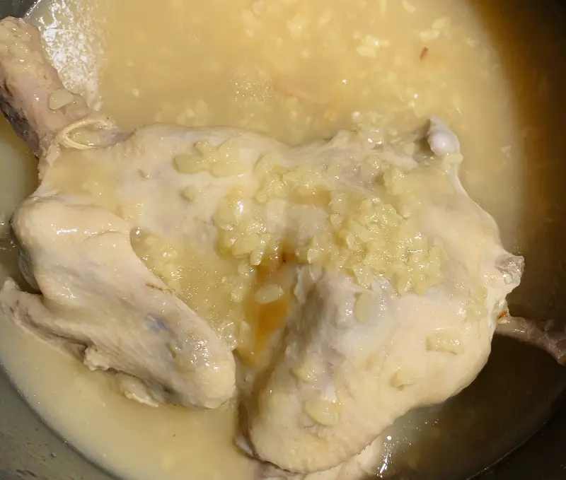 녹두삼계탕의 뽀얀 속살