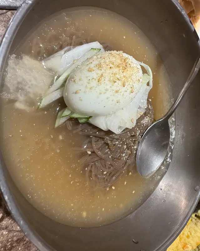 시원한 비빔냉면