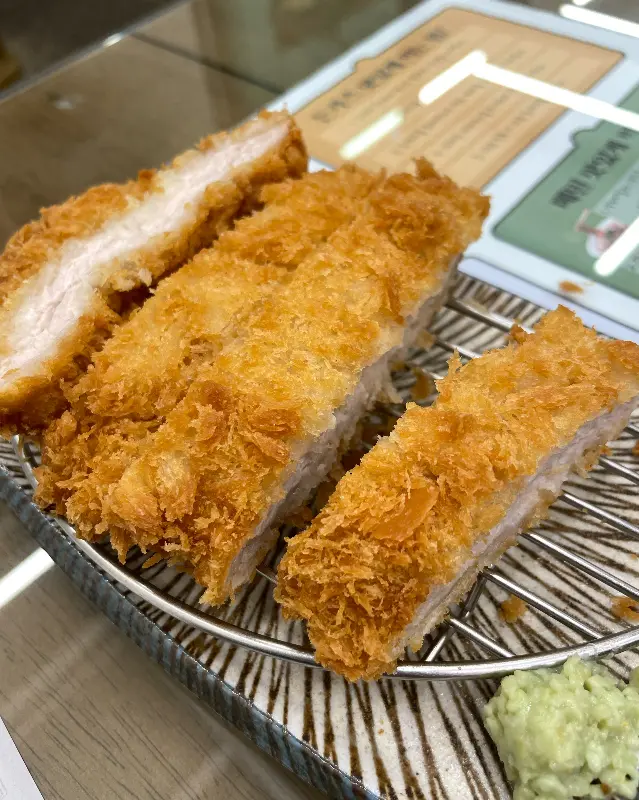 겉바속촉의 정석, 등심 돈까스