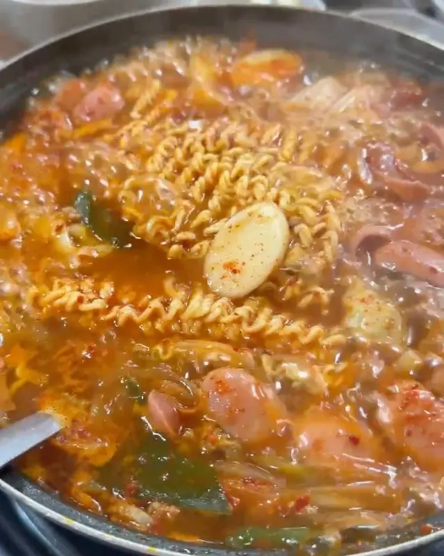 부대찌개