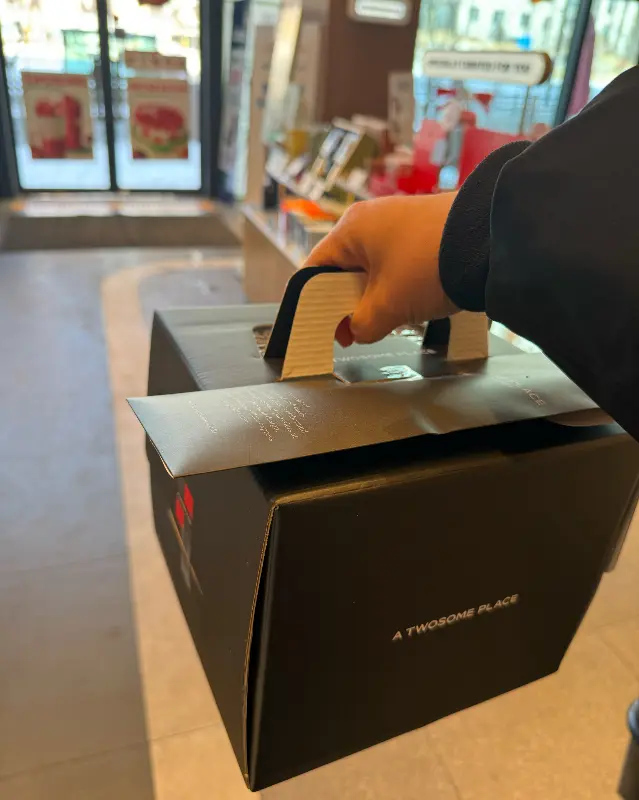 투썸 케이크 포장