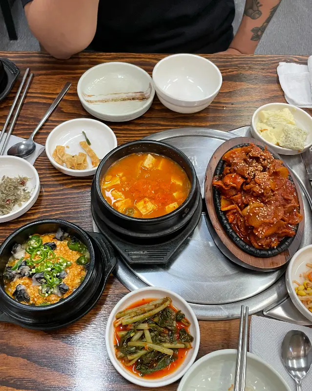 다채로운 밑반찬