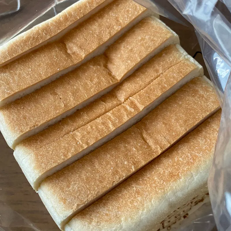 화이트리에 식빵 단면