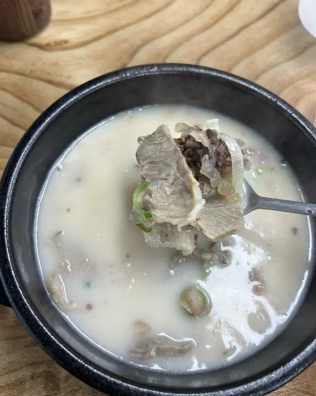 순대국밥과 깍두기의 조합