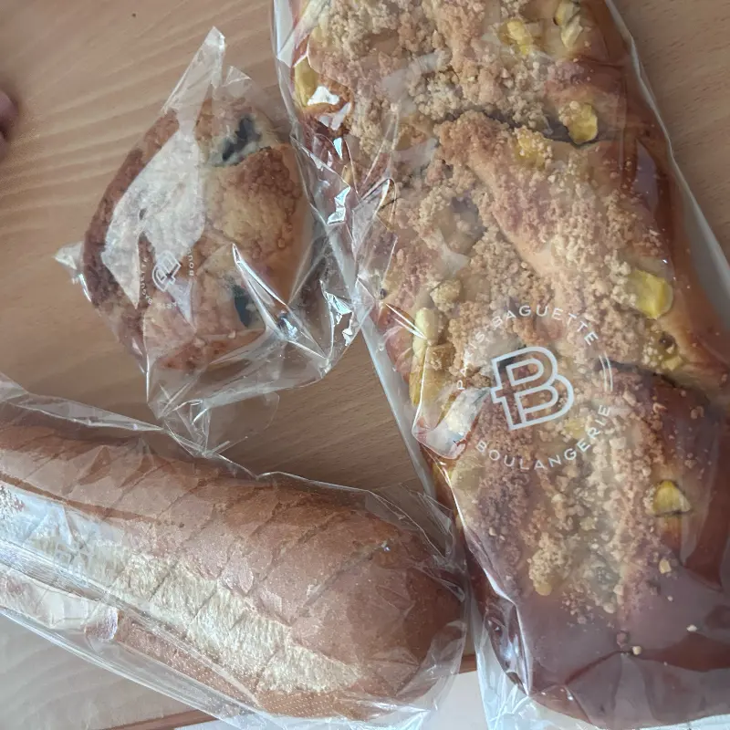 포장된 빵의 모습