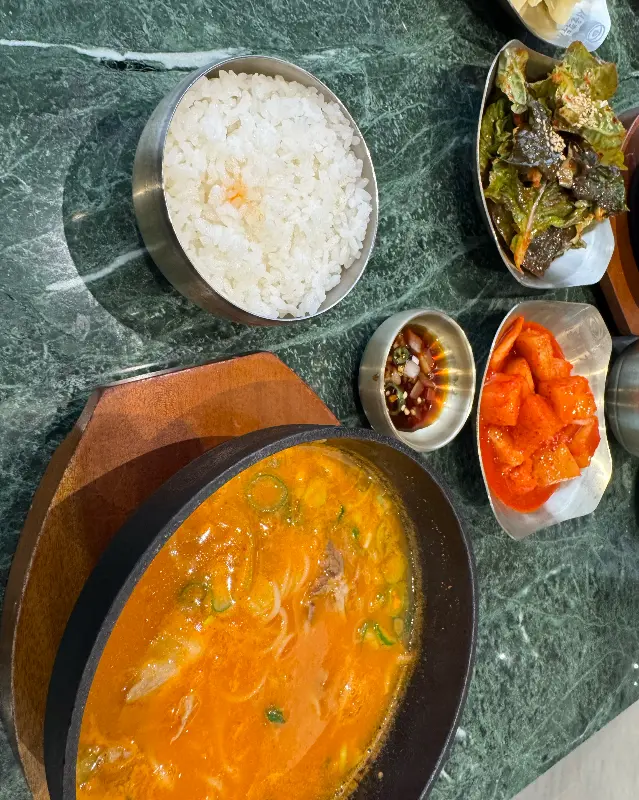 푸짐한 한 상차림