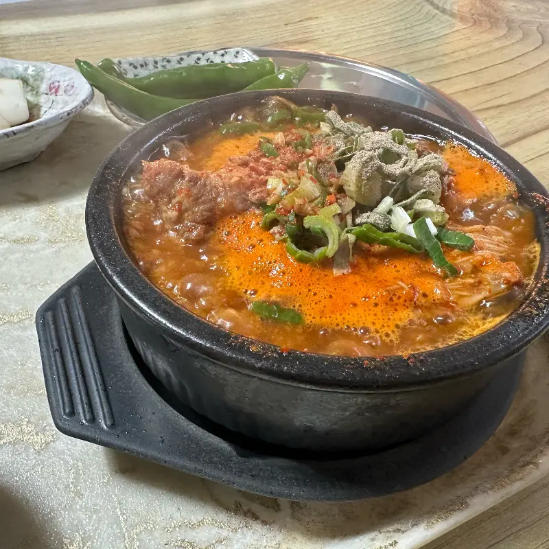 뼈다귀해장국 전체샷
