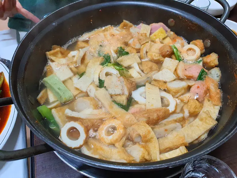 푸짐한 어묵탕