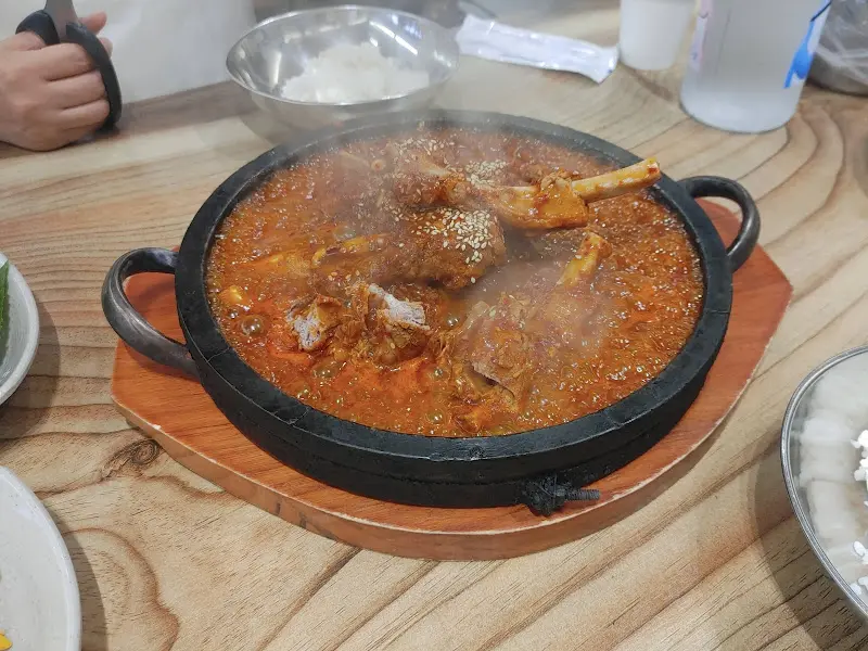 매콤 갈비찜 전체샷