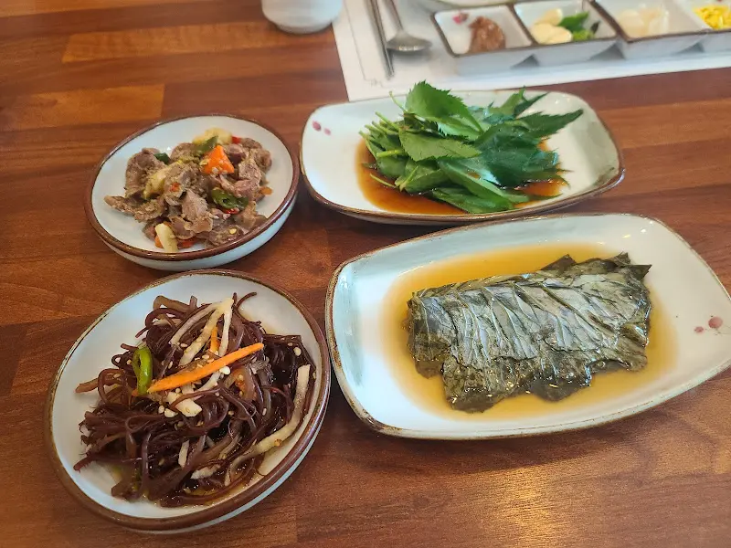 감나무집 밑반찬