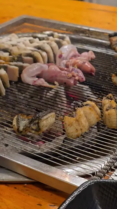 장어 굽는 모습