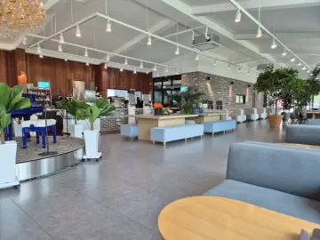 강변 따라 힐링, 영천에서 만나는 특별한 분위기 맛집 카페