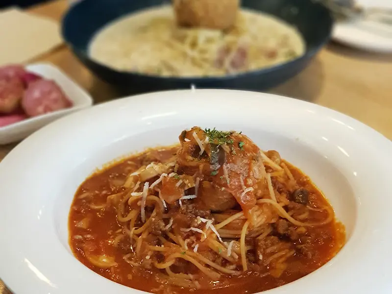 아란치니 크림 파스타와 헬로 파스타