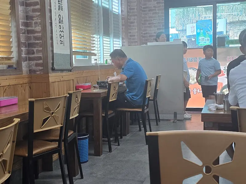식당 내부 모습