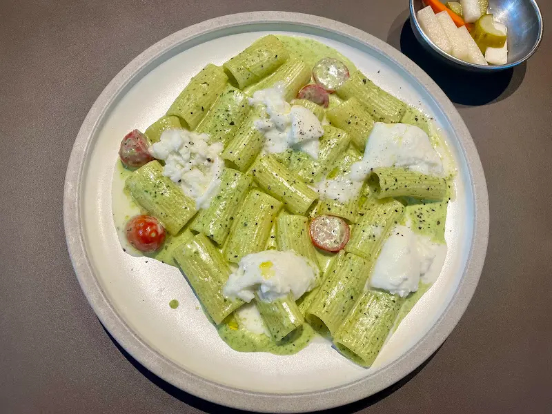 케이원 시금치 페스토 부리타치즈 파스타