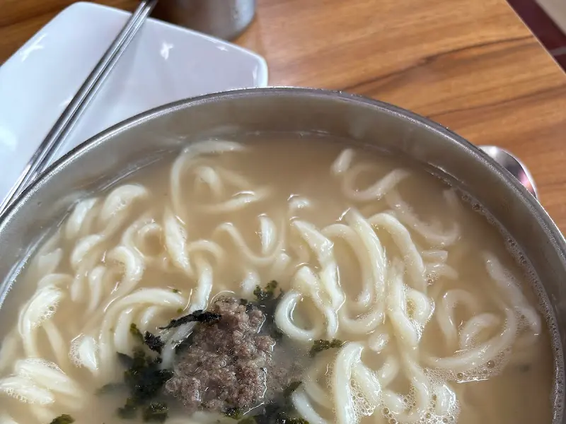 엤가칼국수의 칼국수