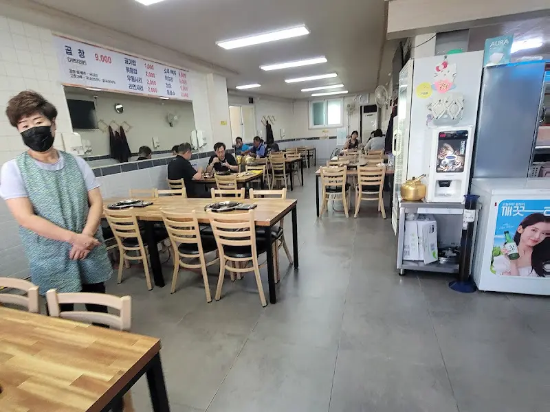 선산김치곱창 내부