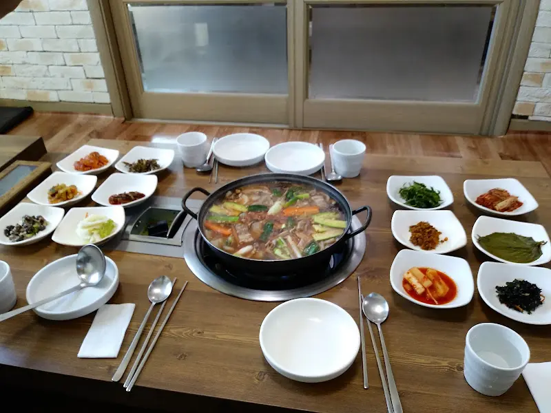 버섯찌개 한 상 차림