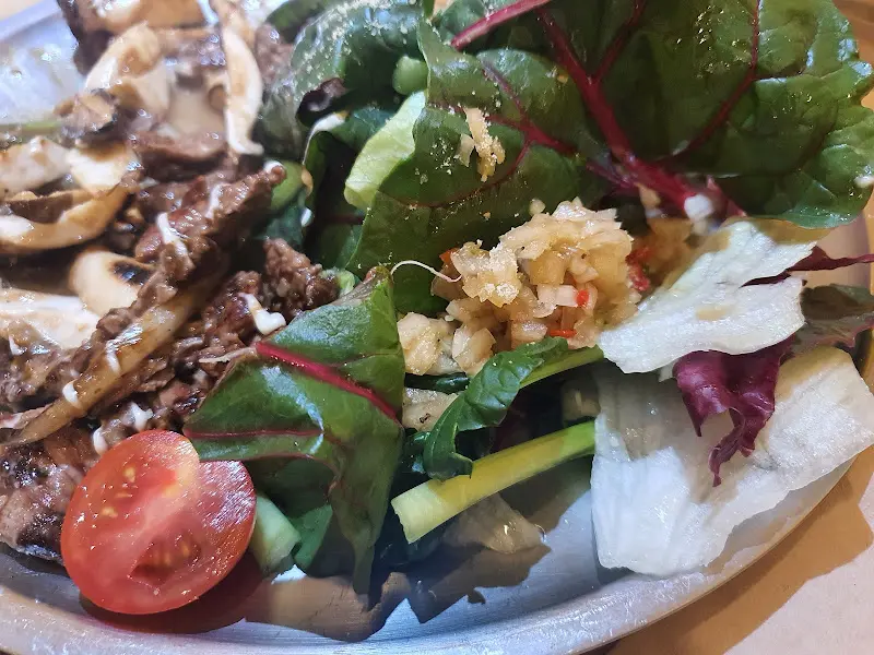 스테이크 샐러드